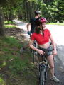 Usměvavá cyklistka (Sobota 17.6.2006 14:07, ID=10955, 46 kB)